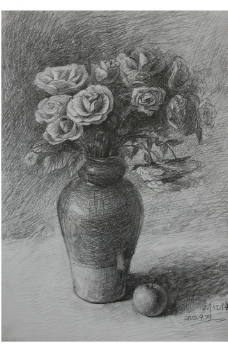 素描花瓶