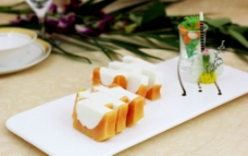 木瓜鲜奶冻图片